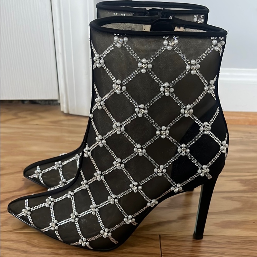 Betsey Johnson Black and White Heeled Boots with Stiletto Heel